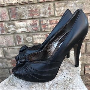 Steve Madden | Leilana Leather Pump Heel Peeptoe 7